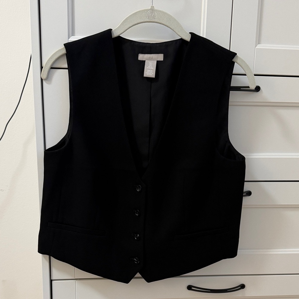 H&M Black Button-Up Vest